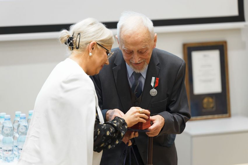 Sesja jubileuszowa prof. Janusza Gajdy