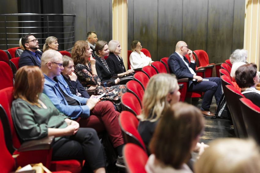 Sesja naukowa „Kultura” paryska w perspektywie młodych...