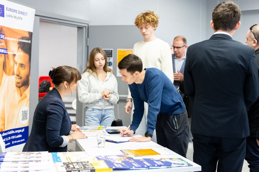 Ocena prezydencji Polski w Radzie Unii Europejskiej -...