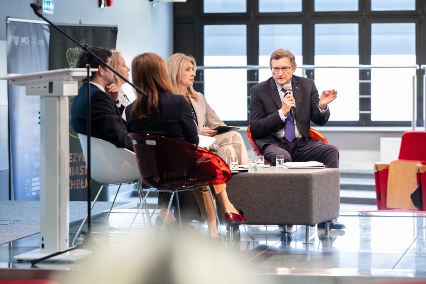 Ocena prezydencji Polski w Radzie Unii Europejskiej -...