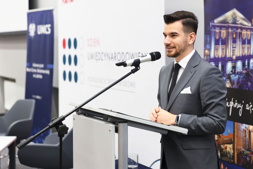 Dzień Umiędzynarodowienia. Polityka migracyjna a...