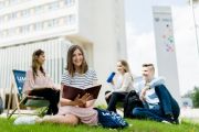 Witamy na UMCS! Przewodnik dla studentów pierwszego roku