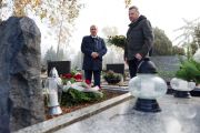 Pielęgnujemy pamięć o zmarłych