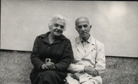 prof. N. Łubnicki wraz z żoną - Nałęczów 1975.jpg