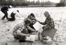 58. Ewa Mroczek (Niedźwiedź). Baraki, 1984 r..JPG