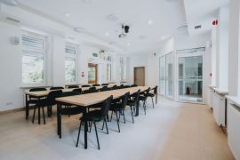 sala konferencyjna.jpg