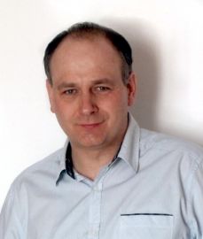 dr hab. Tomasz Kwapiński