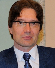 prof. dr hab. Zbigniew Kmiecik