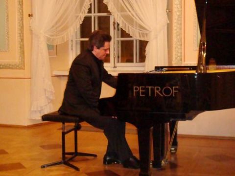 Koncert brazylijskiego pianisty Reginaldo Mordenti