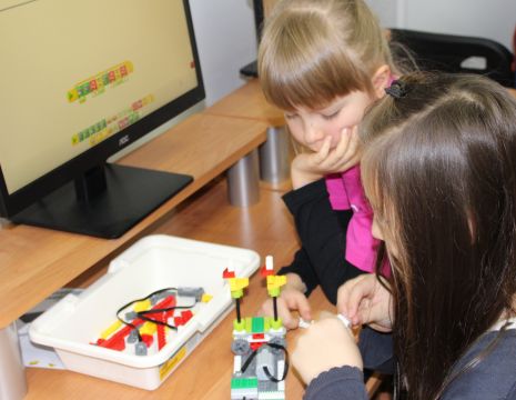 Montownia Robotów z LEGO Education WeDo