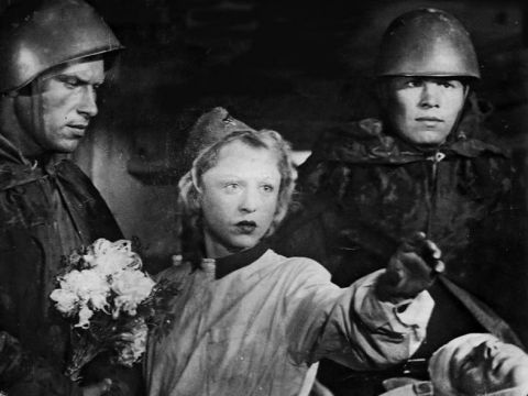 „Maj Zwycięstwa” w kinie radzieckim i rosyjskim - ciąg...