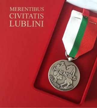 Prestiżowy medal dla Profesora Kokowskiego
