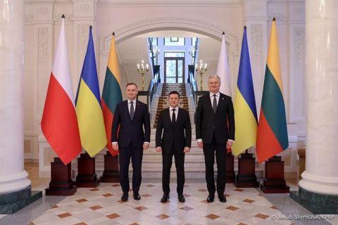 The extraordinary summit of the Lublin Triangle