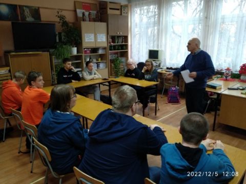 Prof. Petar Sotirow gościem uczniów lubelskiej szkoły