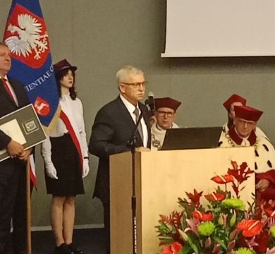 Medal Amicis Universitatis… dla Profesora Leszka Mrozewicza