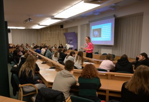 Zajęcia anglistyczne dla uczniów szkół ponadpodstawowych