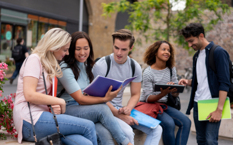 Zapisy na wykłady ogólnouniwersyteckie w semestrze...