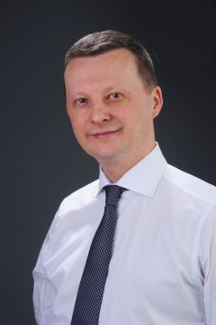 prof. Zbigniew Pastuszak.jpg