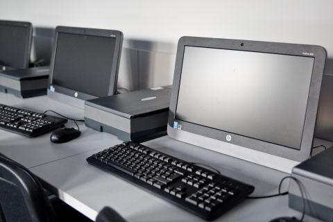 Sala komputerowa - dostępność dla studentów