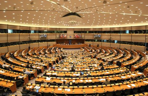 Bezpłatne szkolenia Parlamentu Europejskiego dla...