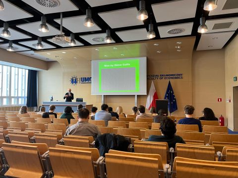 Stypendyści Zimowej Szkoły Studium Europy Wschodniej Uniwersytetu Warszawskiego - zdjęcie 1.jpg