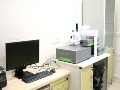 The Picarro L2130-i isotope analyzer